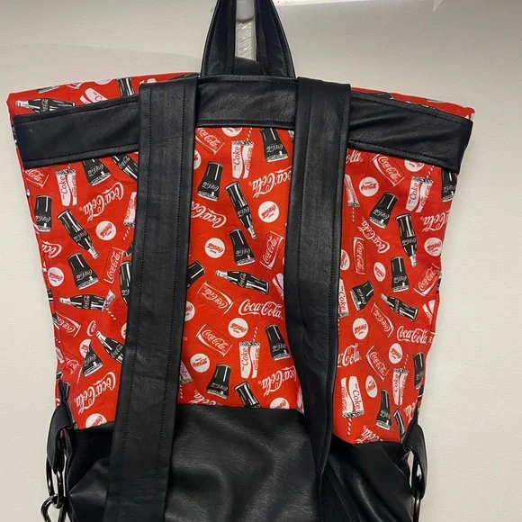 Backpack - Picture 1 of 2